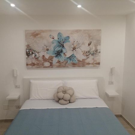 La Casa Dei Nonni Hotel Bari Buitenkant foto