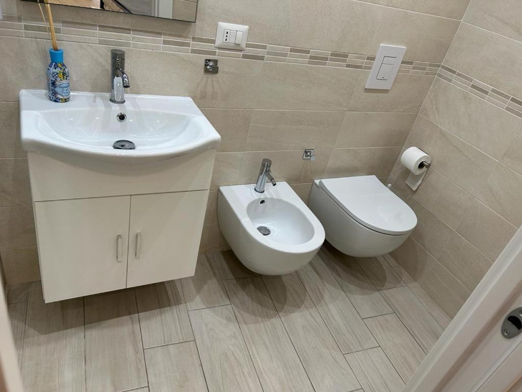 La Casa Dei Nonni Hotel Bari Buitenkant foto